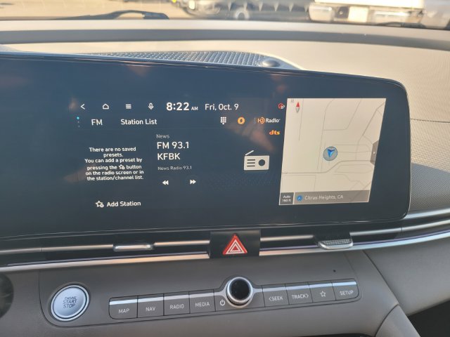 Used 2025 Hyundai Elantra SEL FWD image 24
