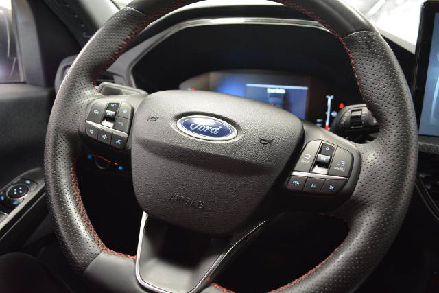 Certified 2023 Ford Escape ST-Line w/ Tech Pack #1 AWD/4WD image 17