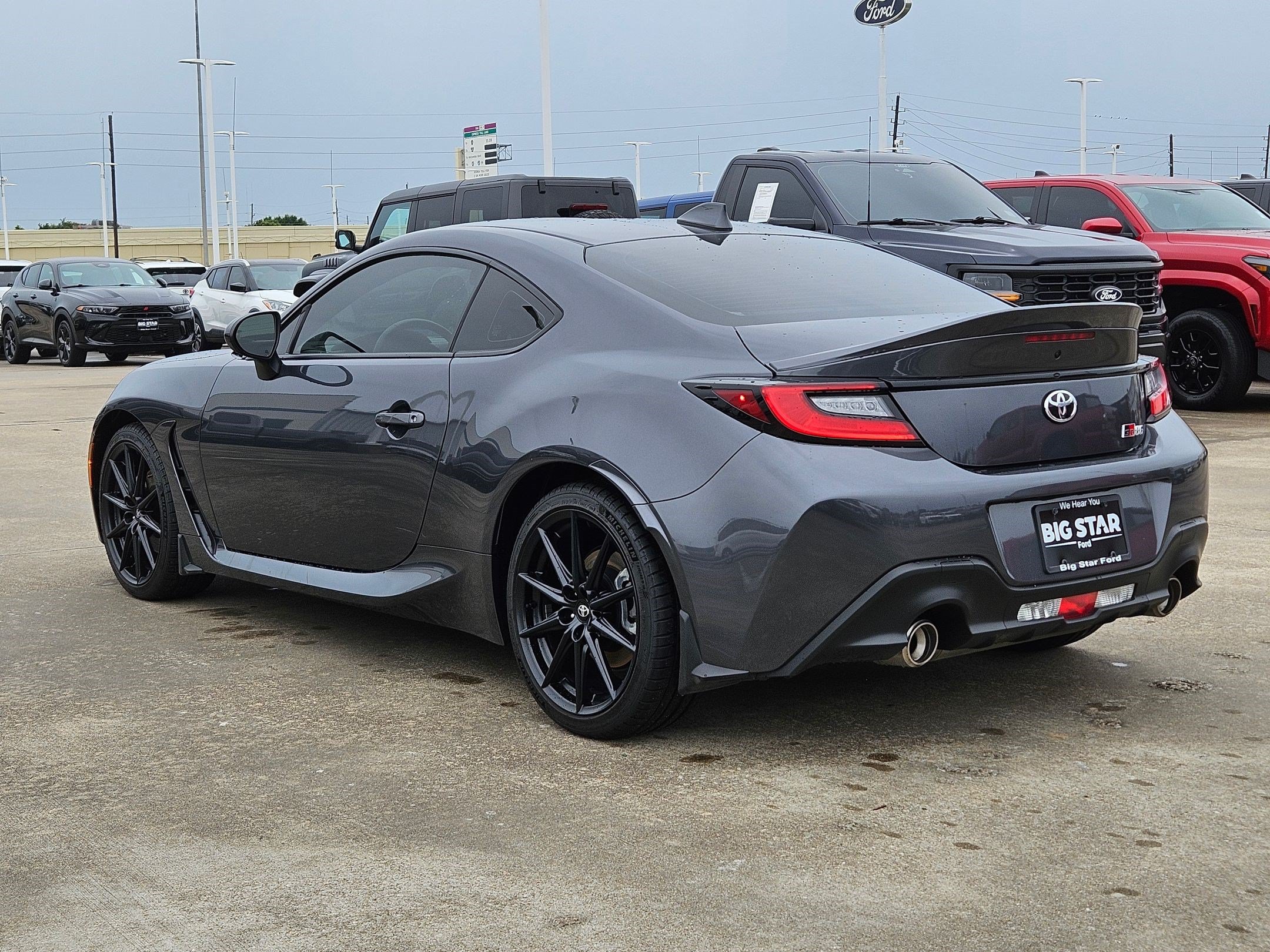 Used 2025 Toyota GR86 Premium RWD image 7