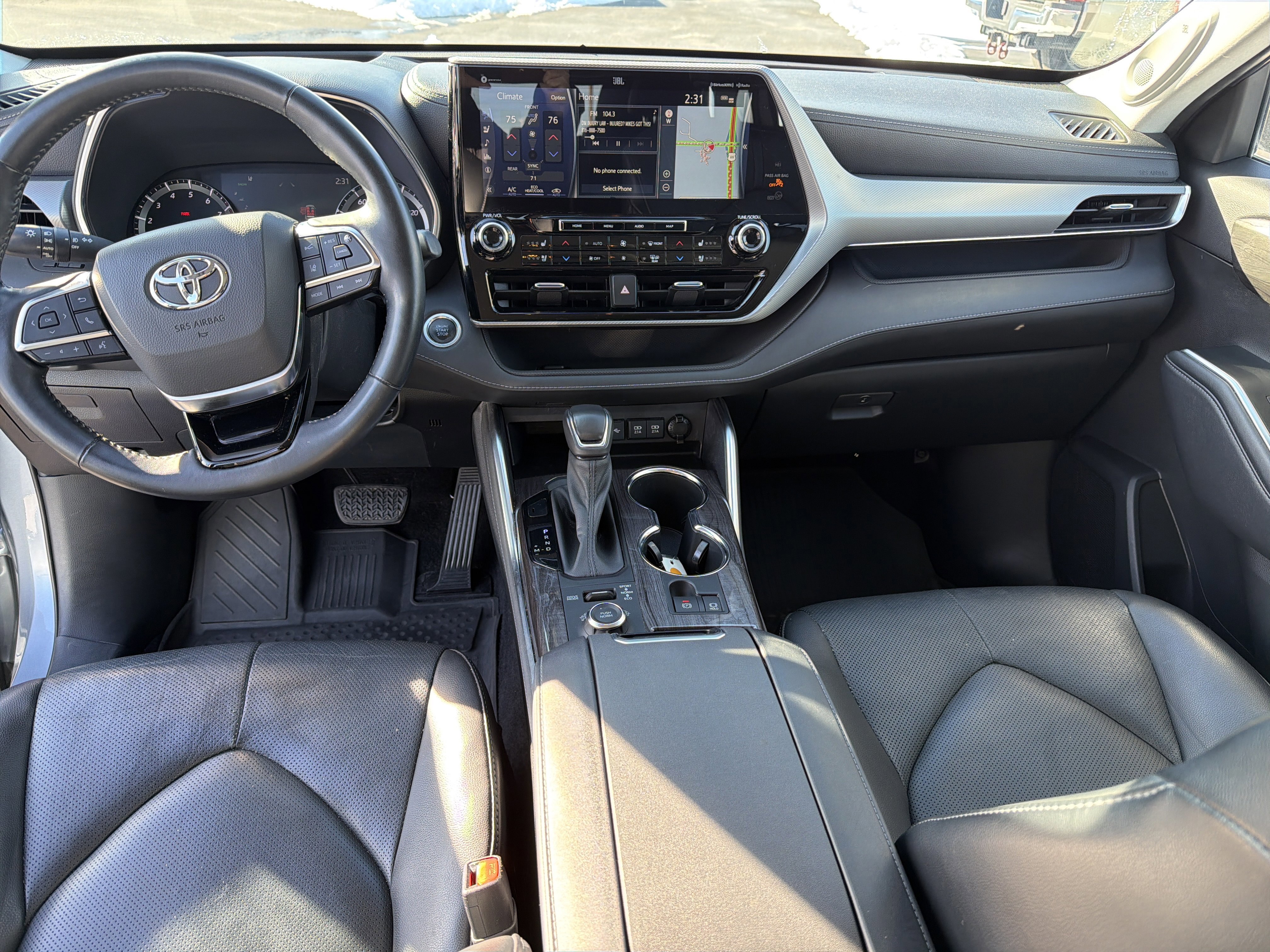 Used 2021 Toyota Highlander Platinum image 12