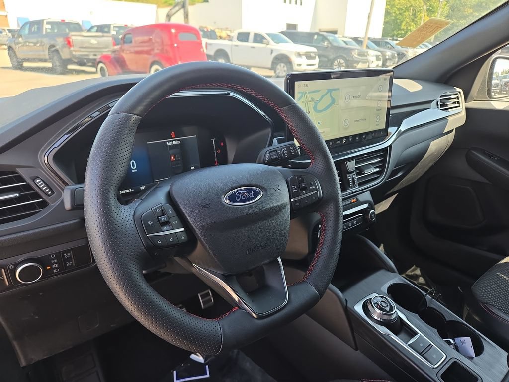Certified 2023 Ford Escape ST-Line w/ Tech Pack #1 AWD/4WD image 7