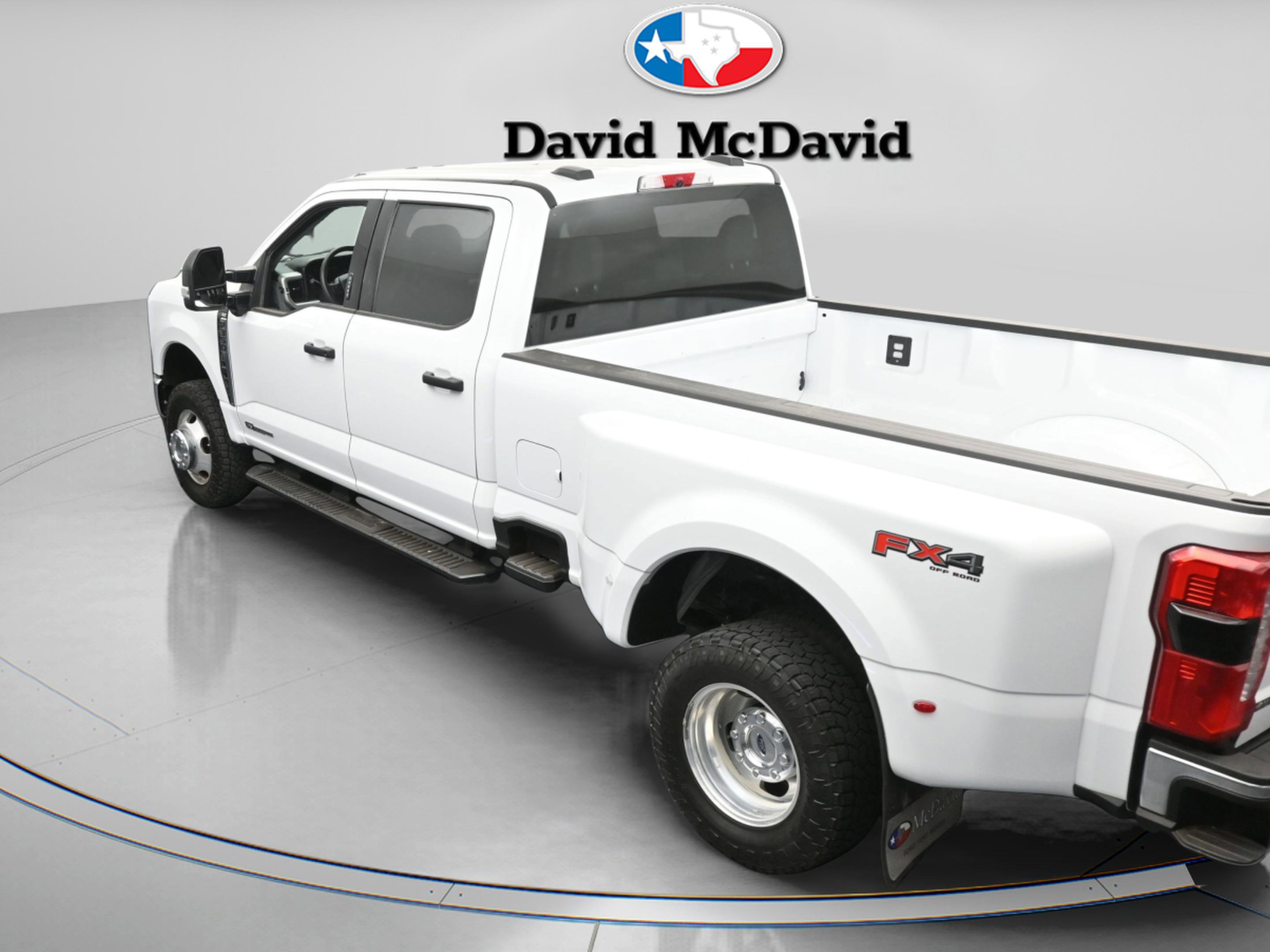 Certified 2024 Ford F350 XLT w/ 360-Degree Camera Package image 8