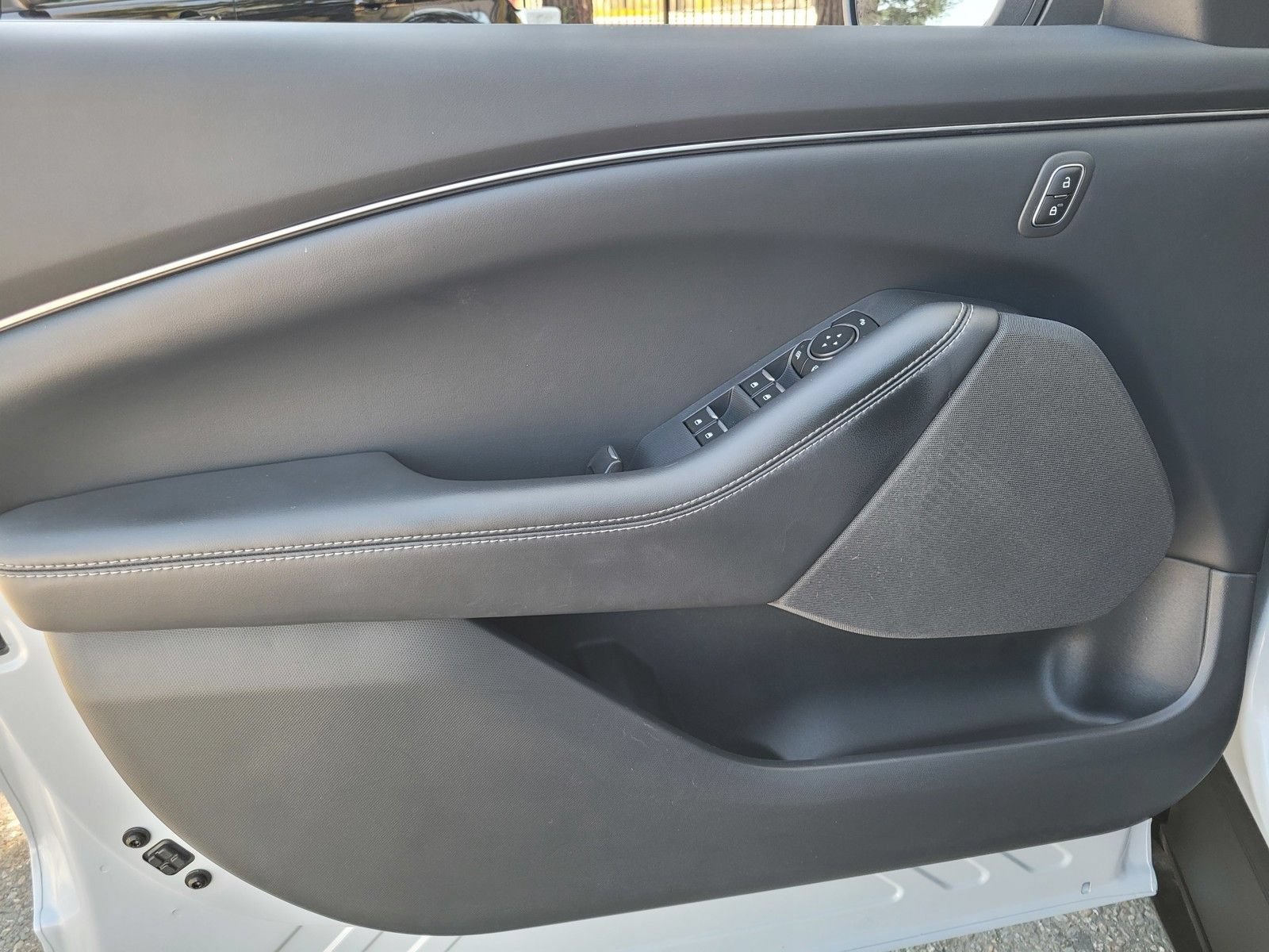 Certified 2023 Ford Mustang Mach-E Select RWD image 16