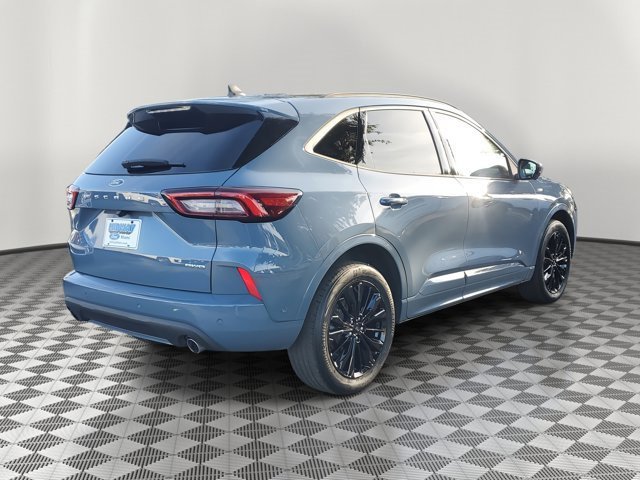 Certified 2023 Ford Escape ST-Line Elite w/ Premium Technology Package image 4