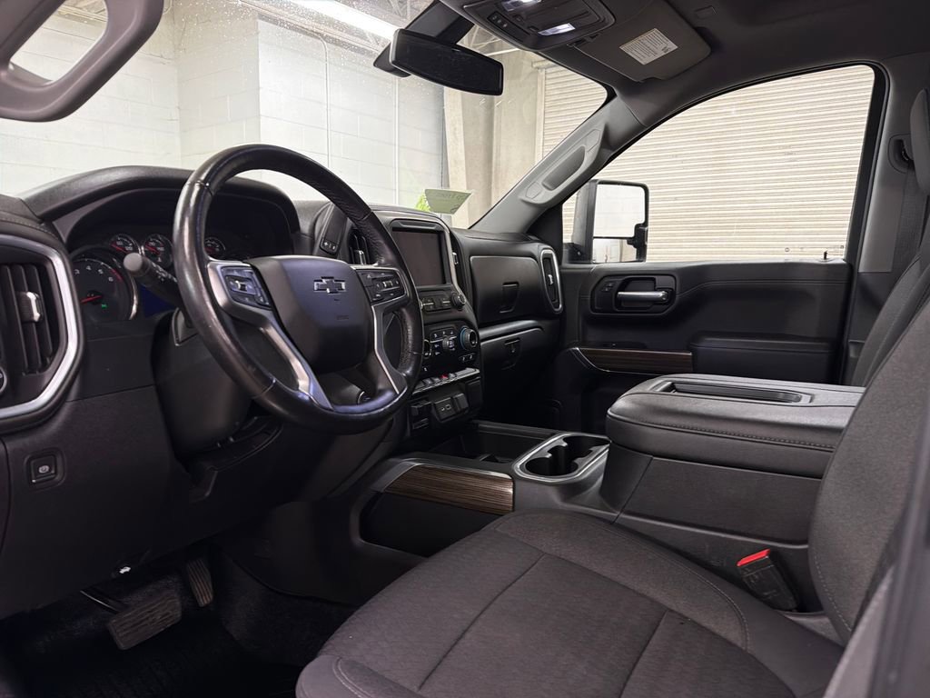 Used 2021 Chevrolet Silverado 1500 LT Trail Boss w/ Bed Protection Package AWD/4WD image 6