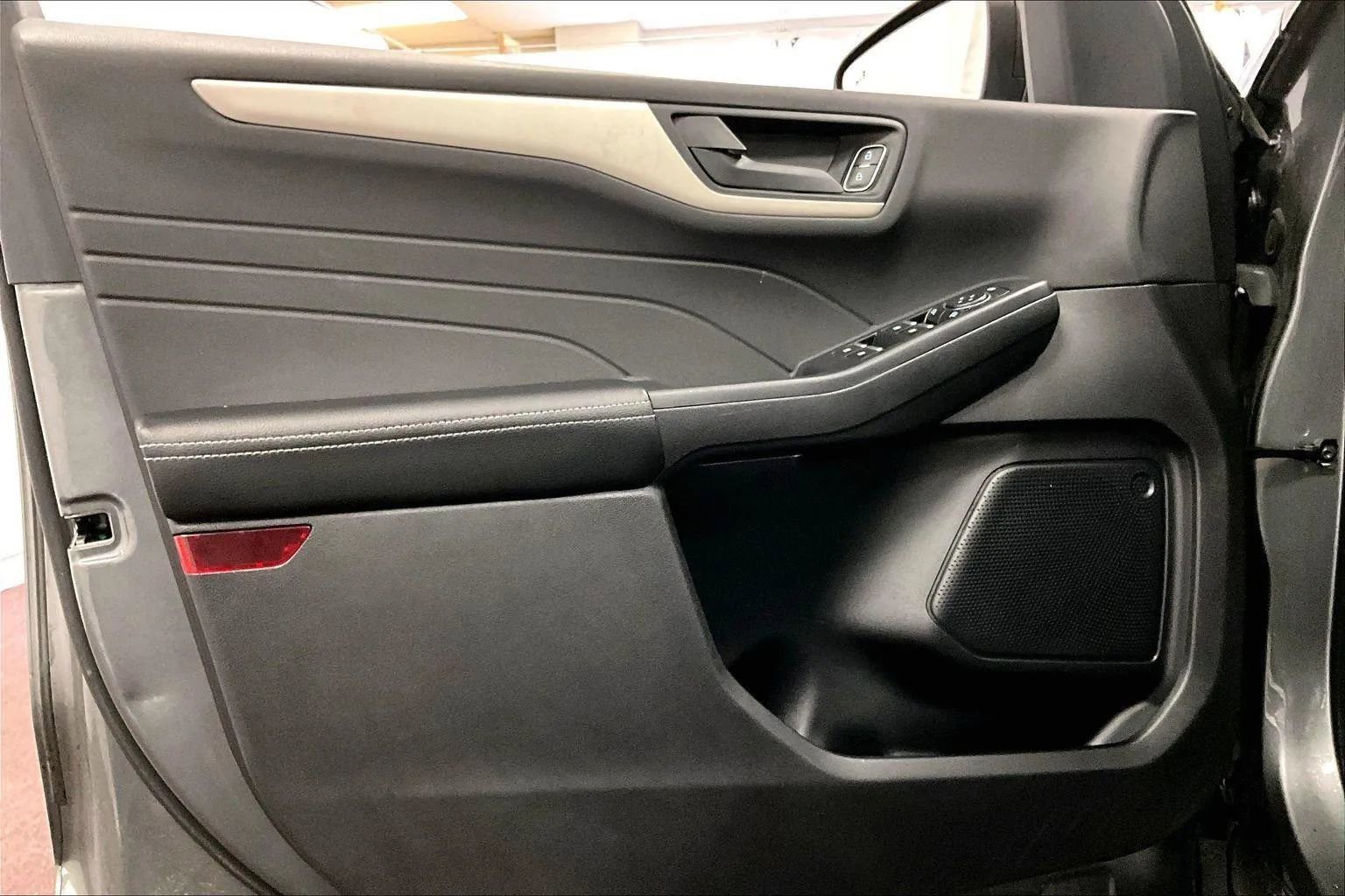 Certified 2022 Ford Escape SE image 22