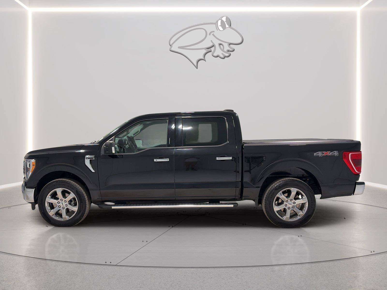 Certified 2022 Ford F150 XLT w/ Equipment Group 302A High AWD/4WD image 2