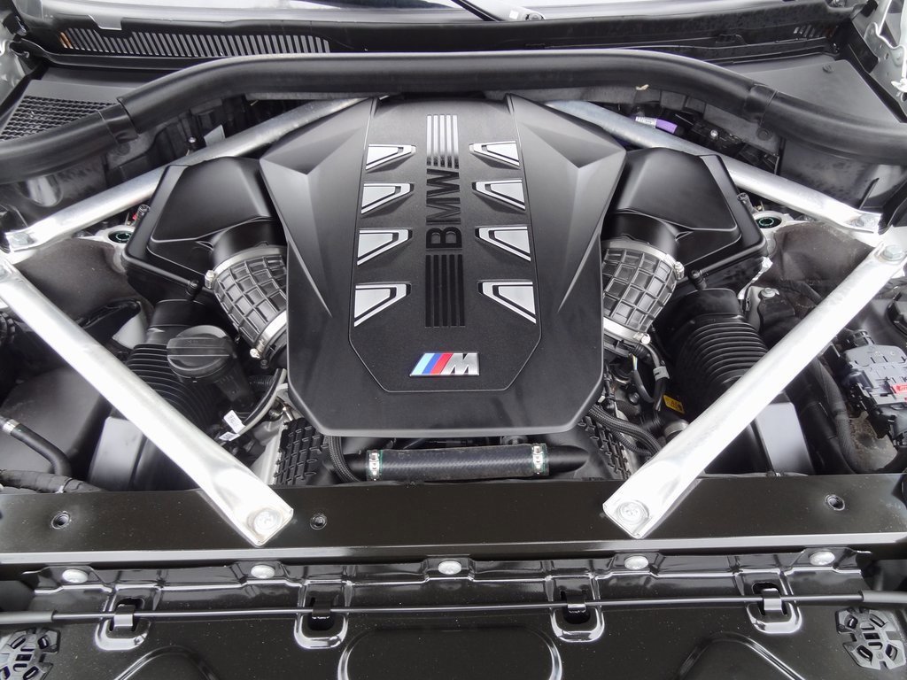 Used 2024 BMW X7 M60i w/ Executive Package image 65