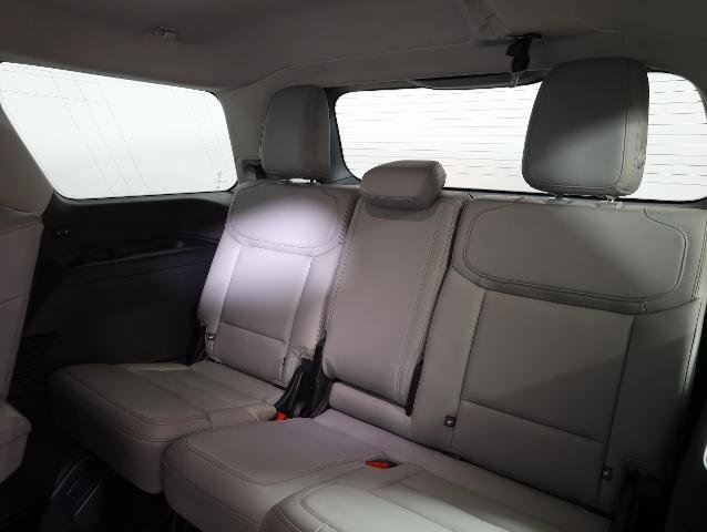 Certified 2025 Ford Expedition Active image 9