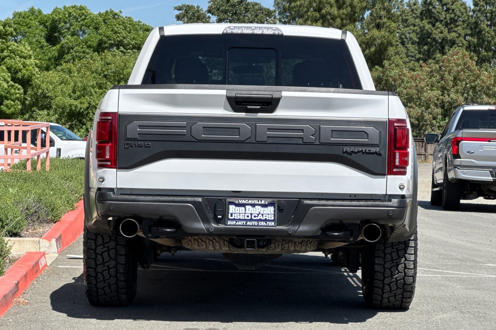 Certified 2020 Ford F150 Raptor w/ Equipment Group 801A Mid image 4