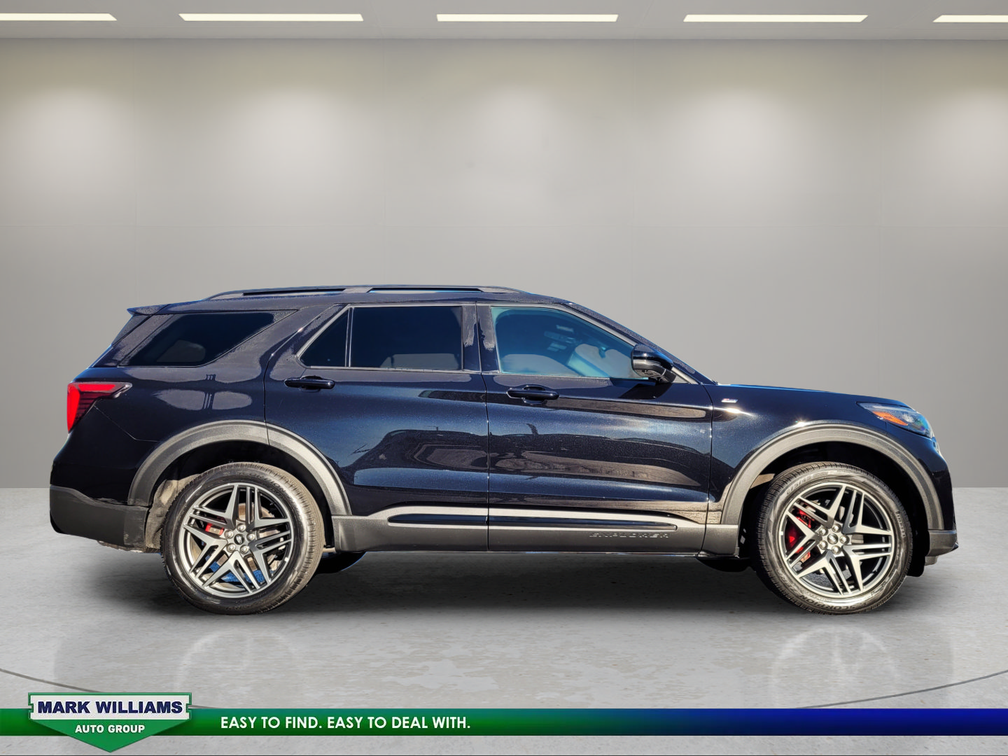 Certified 2025 Ford Explorer ST-Line w/ ST-Line Street Pack AWD/4WD image 2