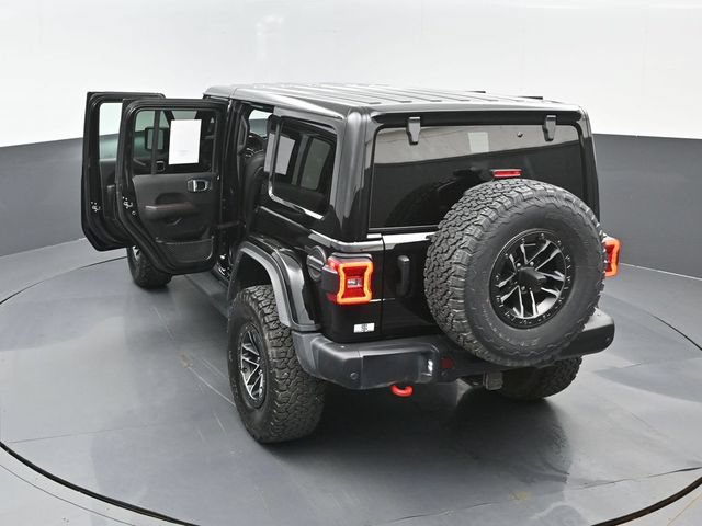 Used 2025 Jeep Wrangler Unlimited Rubicon AWD/4WD image 22