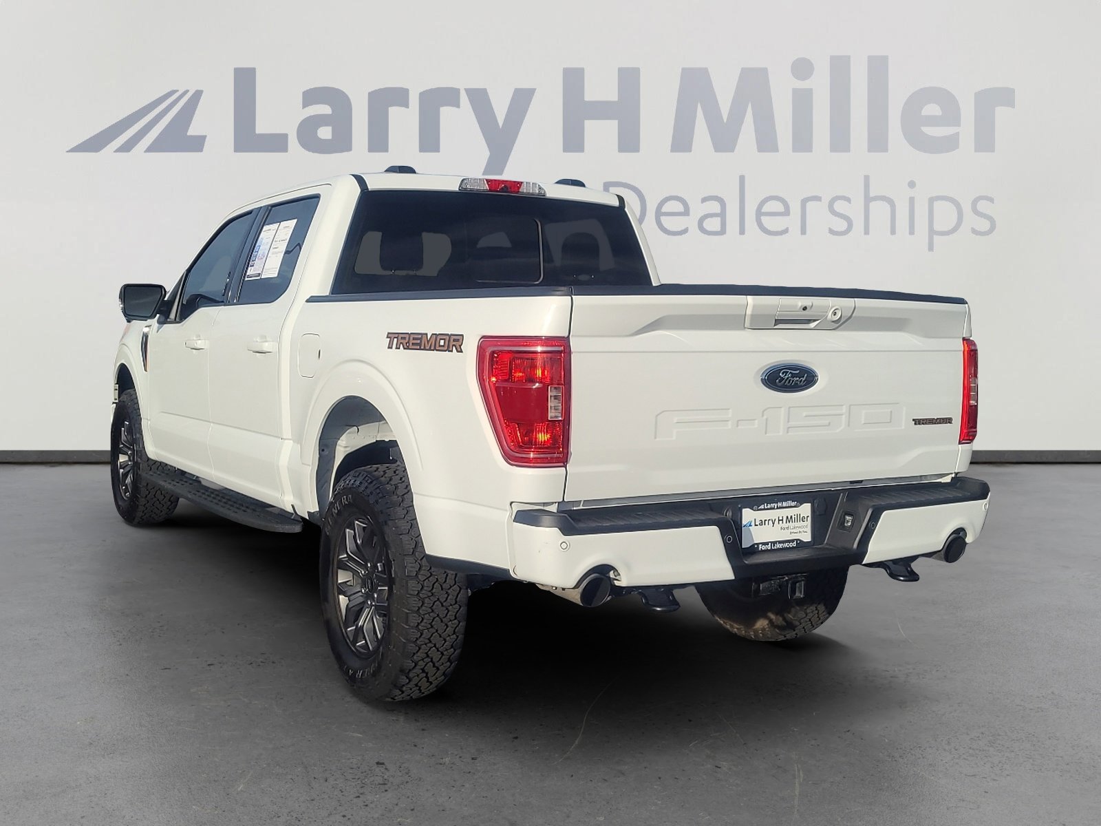 Certified 2022 Ford F150 Tremor w/ Equipment Group 401A Mid image 3