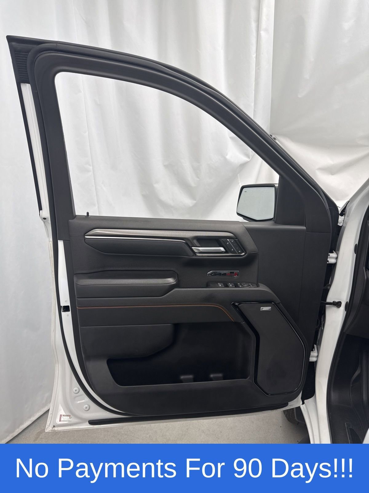 Used 2022 GMC Sierra 1500 AT4 w/ Technology Package AWD/4WD image 14