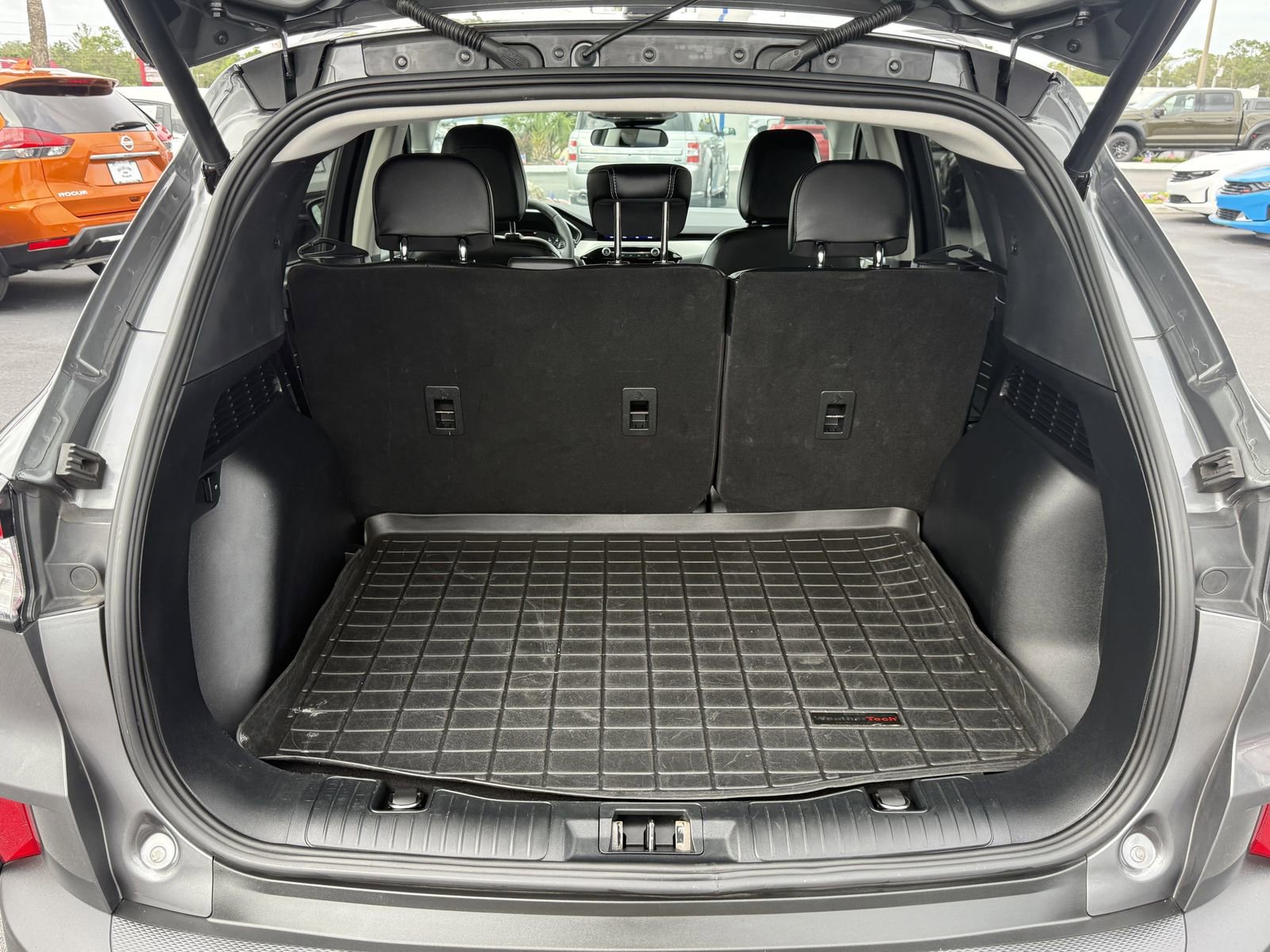 Certified 2022 Ford Escape SEL FWD image 11