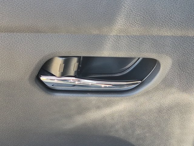 Used 2025 Nissan Versa SR w/ Trunk Package FWD image 26