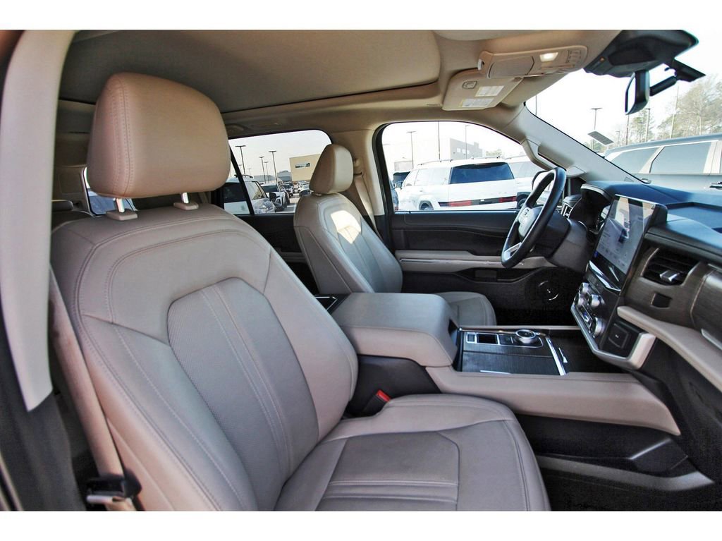 Certified 2022 Ford Expedition Limited image 26