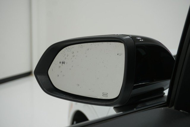 Used 2025 Chevrolet Equinox EV LT w/ Convenience Package FWD image 14