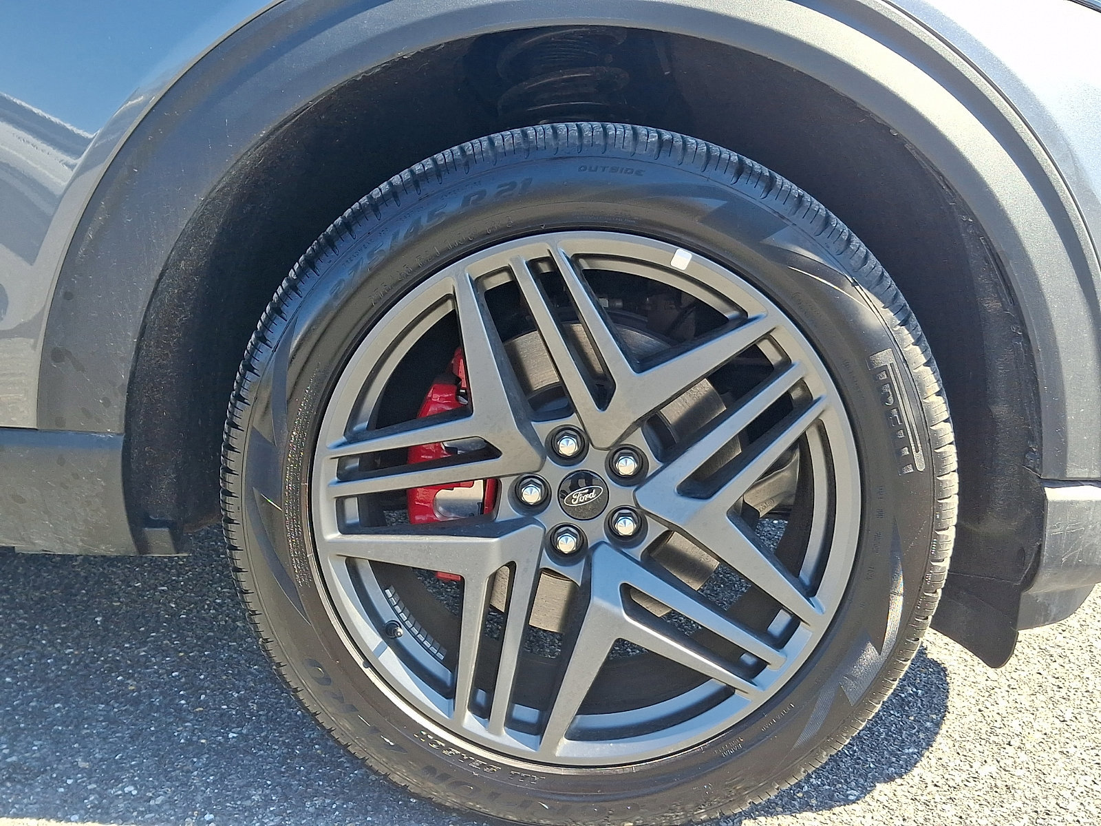 Certified 2025 Ford Explorer ST-Line w/ Premium Package image 8