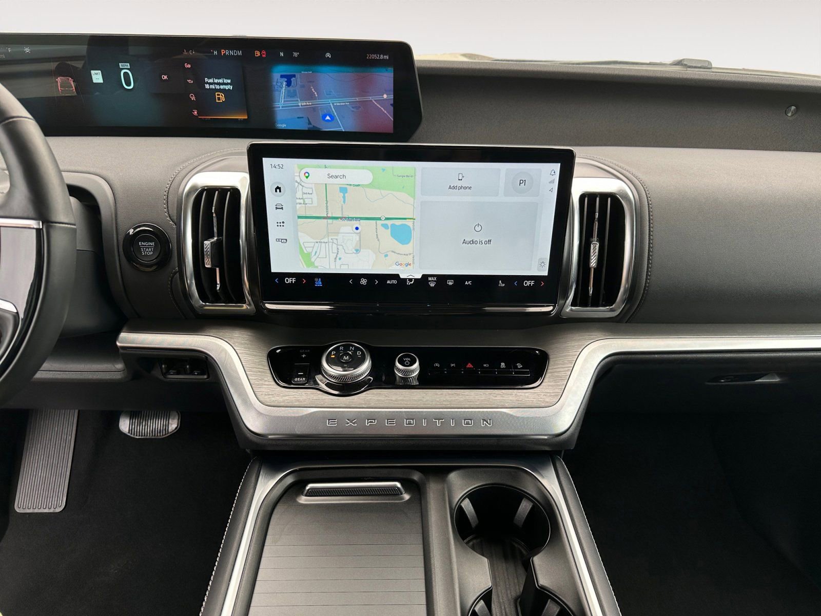 Certified 2025 Ford Expedition Platinum AWD/4WD image 11
