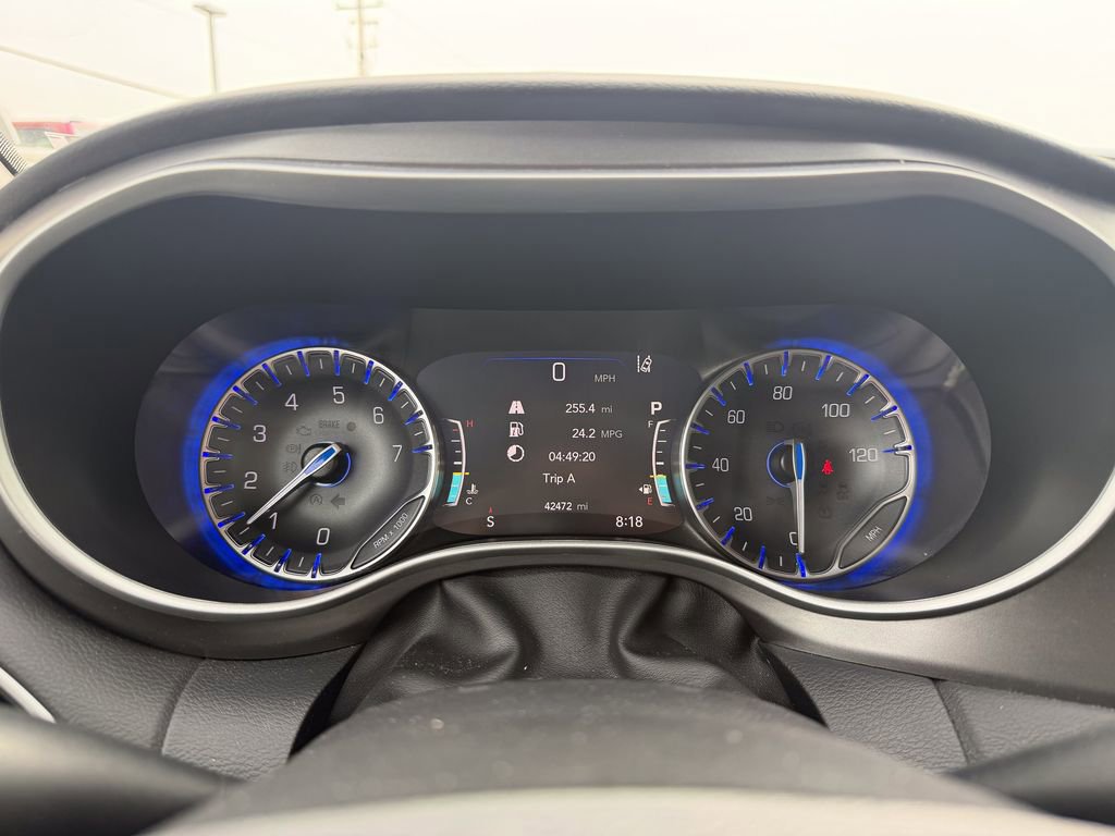 Used 2024 Chrysler Pacifica Touring-L image 36