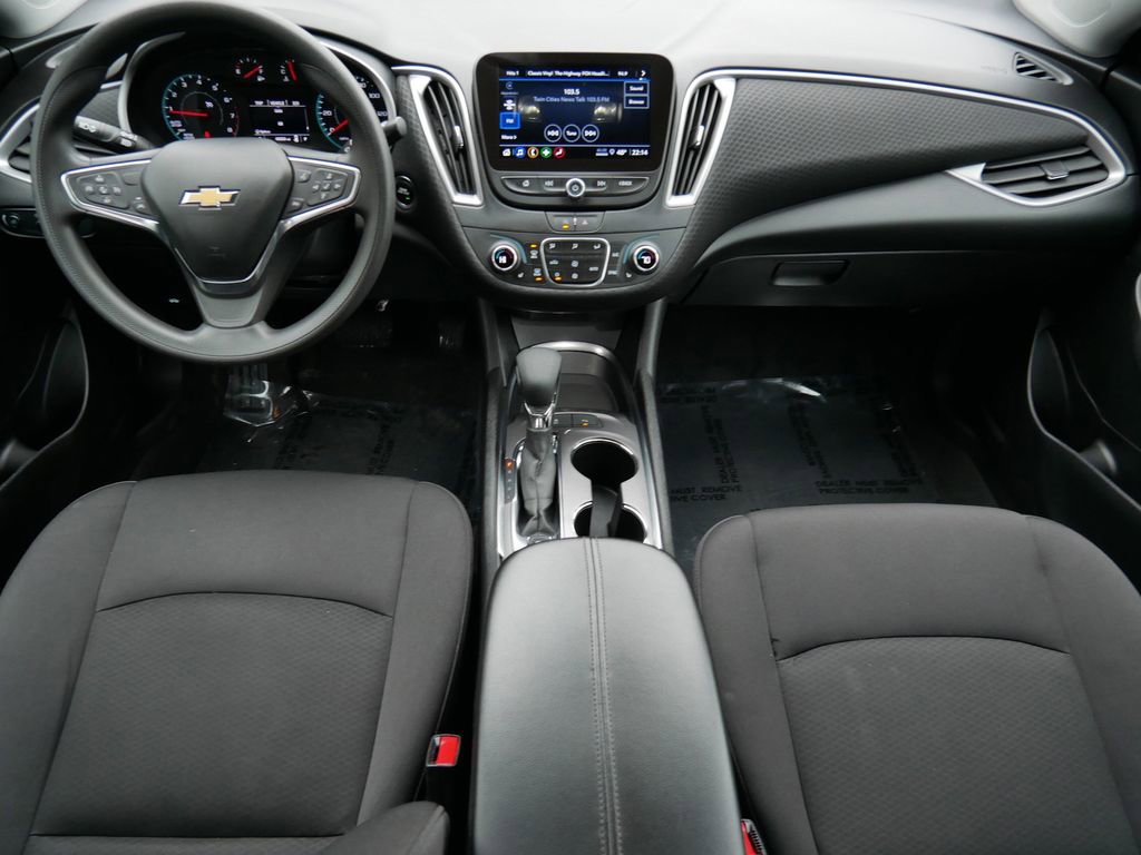 Used 2024 Chevrolet Malibu LT image 13