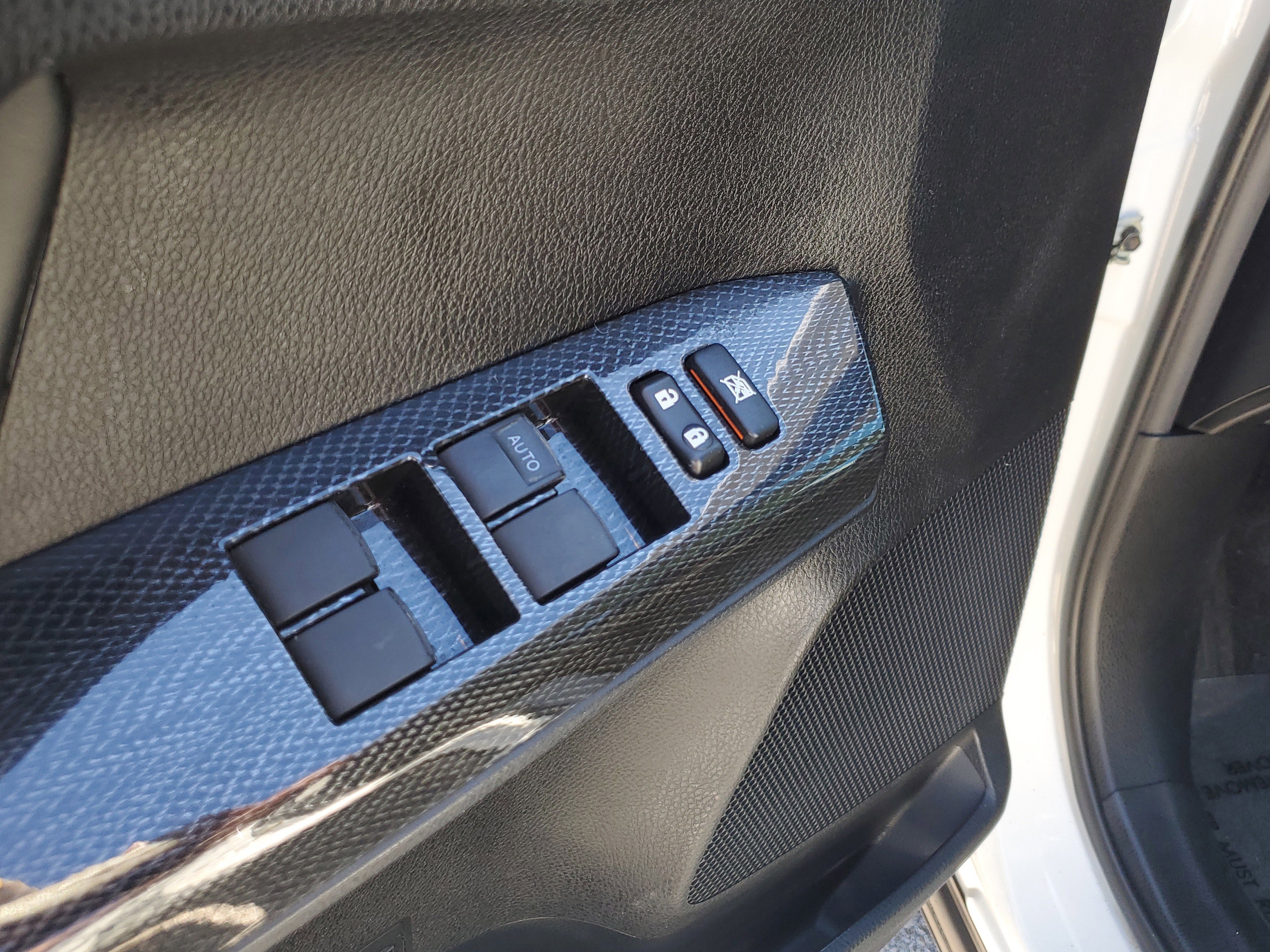 Used 2018 Toyota RAV4 Adventure image 20