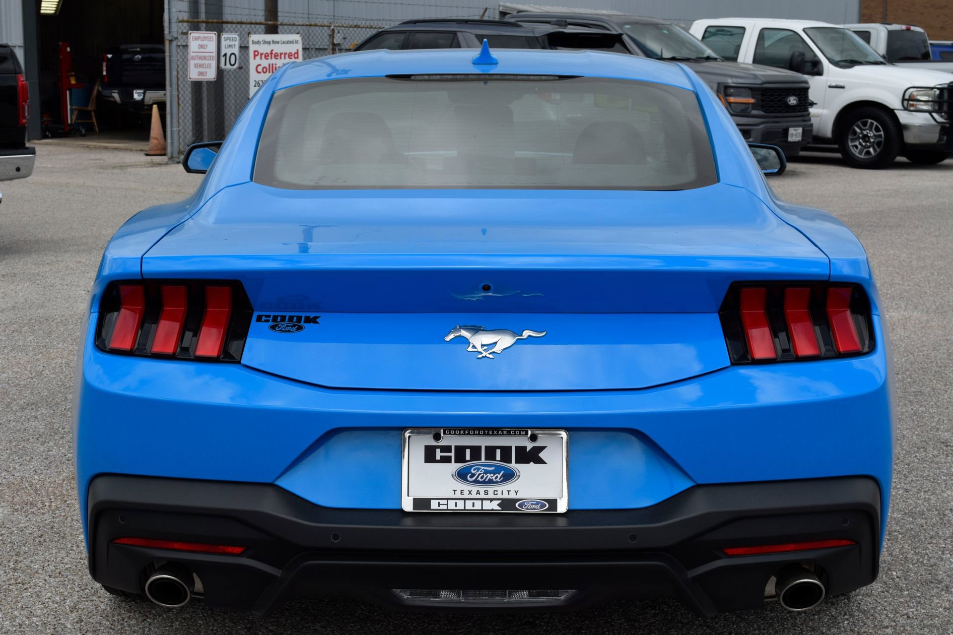 Certified 2025 Ford Mustang Coupe image 5