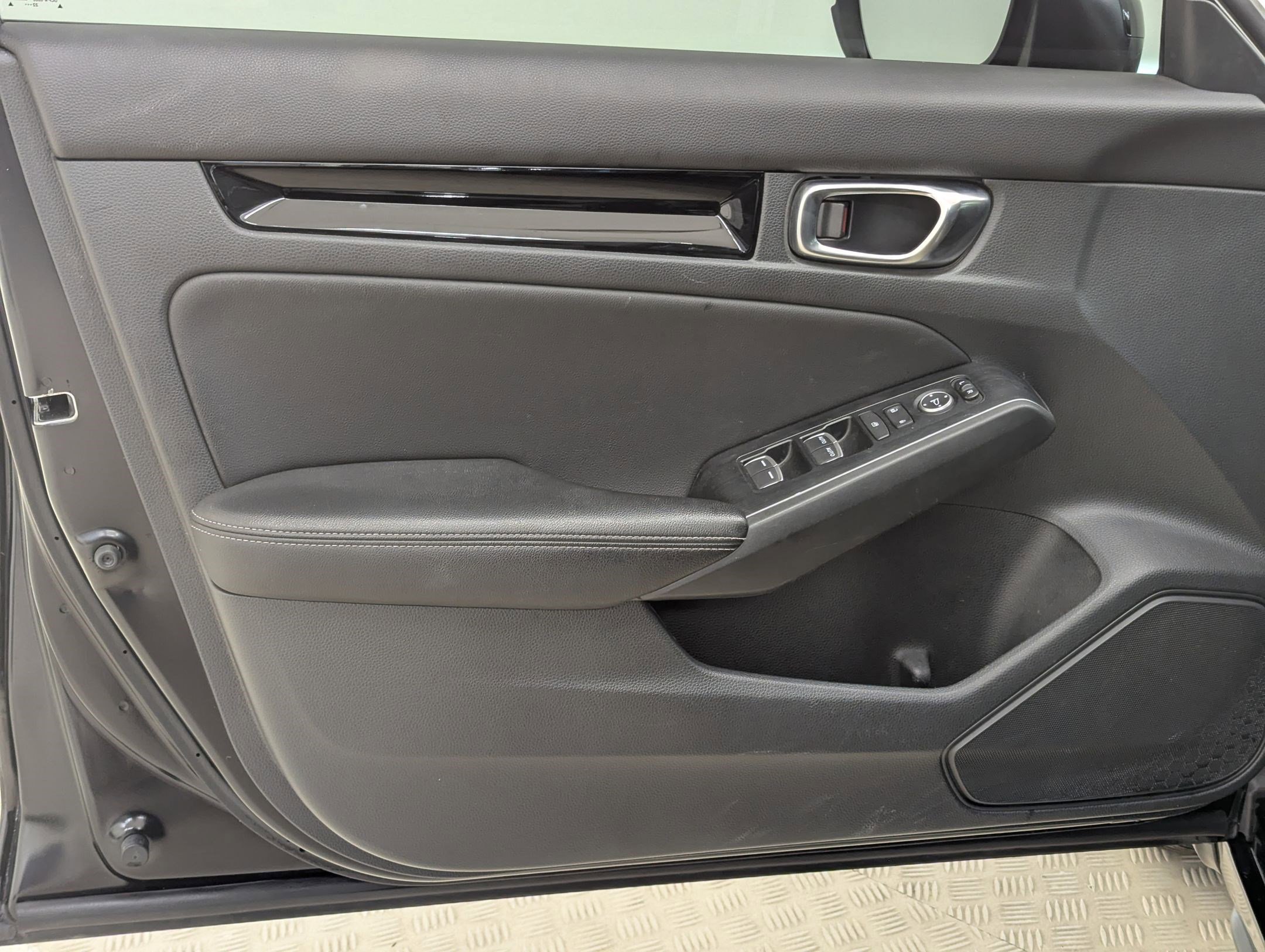 Used 2023 Honda Civic Sport Touring image 12