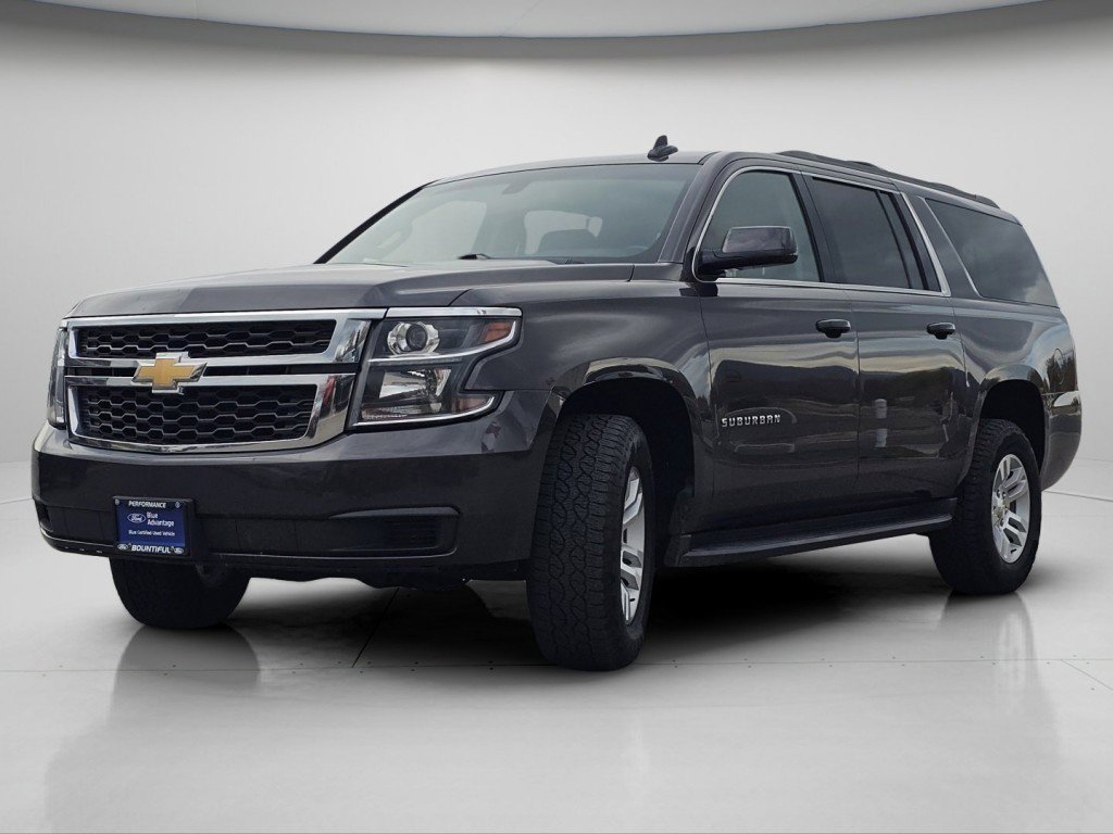 Used 2017 Chevrolet Suburban LS image 17