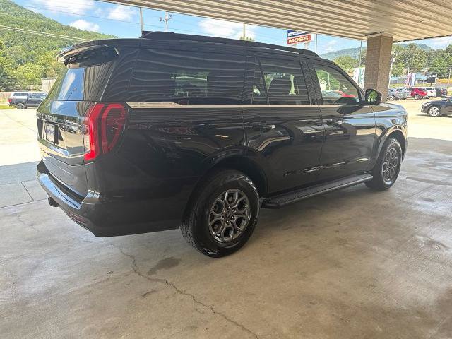 Certified 2025 Ford Expedition Active RWD image 4