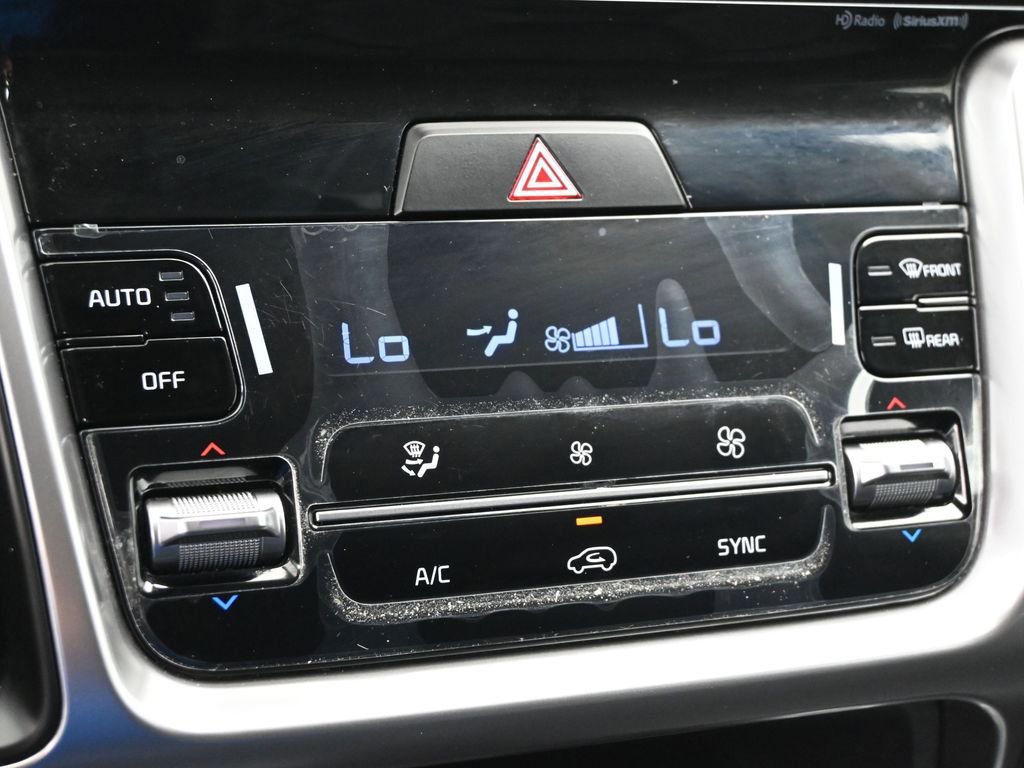 Used 2023 Kia Sorento S w/ Panoramic Sunroof Package image 45