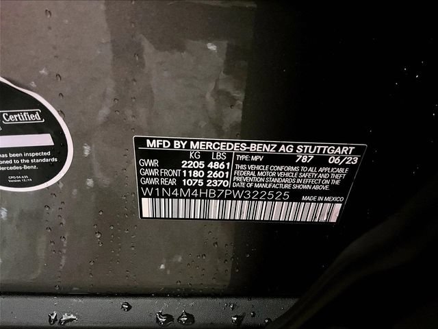 Used 2023 Mercedes-Benz GLB 250 4MATIC image 32