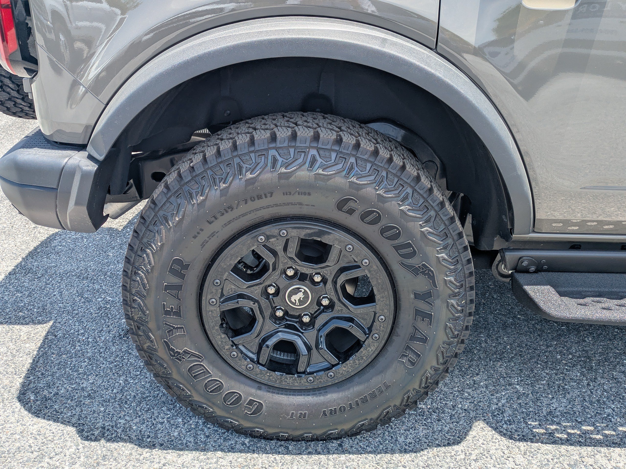 Certified 2025 Ford Bronco Badlands AWD/4WD image 11