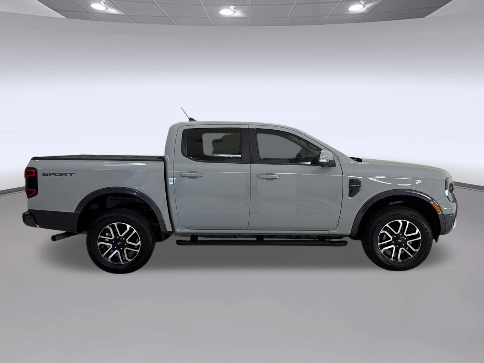 Certified 2024 Ford Ranger Lariat RWD image 8