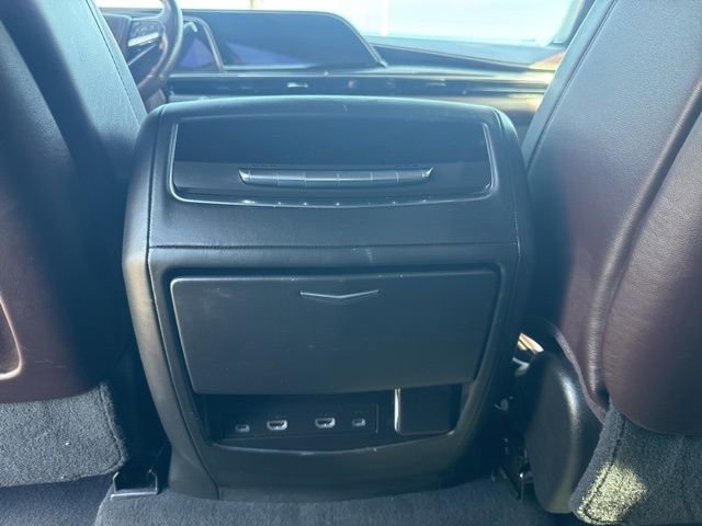 Used 2021 Cadillac Escalade Sport Platinum AWD/4WD image 13