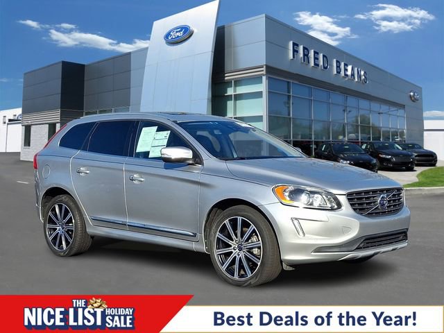 Used 2017 Volvo XC60 T6 Inscription w/ Climate Package image 1