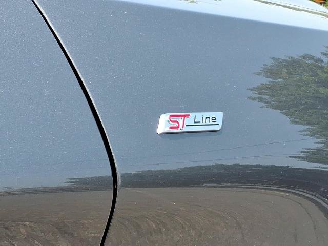 Certified 2025 Ford Explorer ST-Line w/ Premium Package AWD/4WD image 9
