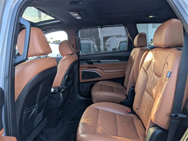 Used 2024 Kia Telluride SX X-Pro image 7