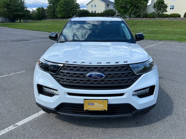 Certified 2024 Ford Explorer XLT w/ Equipment Group 202A AWD/4WD image 3