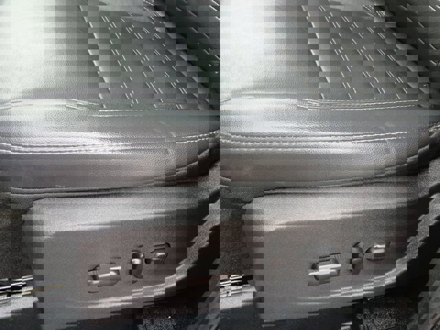 Certified 2018 Ford Escape Titanium w/ Ford Safe & Smart Package image 20