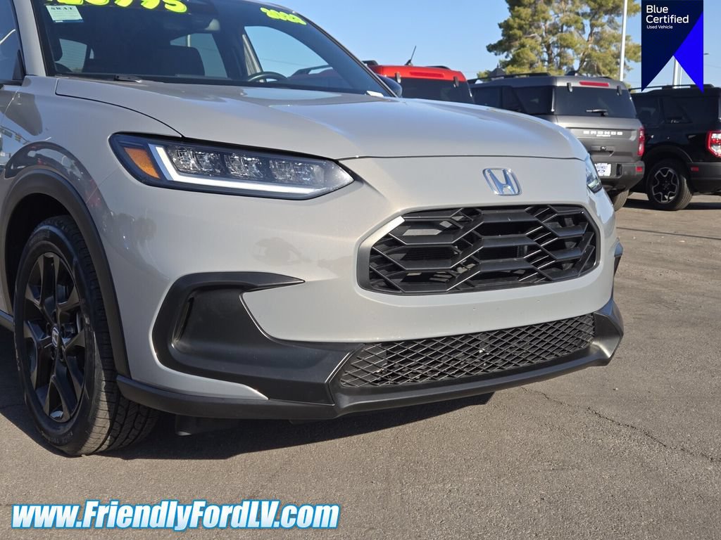 Used 2023 Honda HR-V Sport image 9