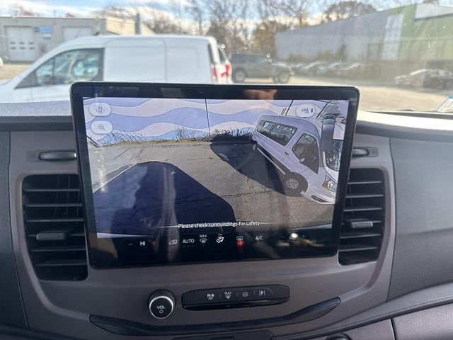 Certified 2022 Ford Transit 350 XLT image 22