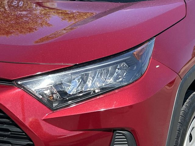 Used 2022 Toyota RAV4 LE FWD image 9