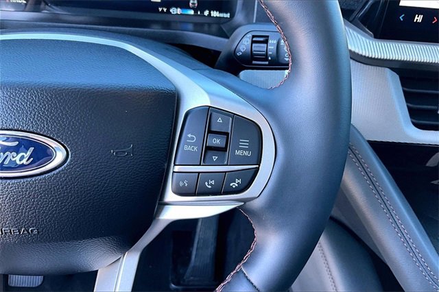 Certified 2025 Ford Explorer Active image 16