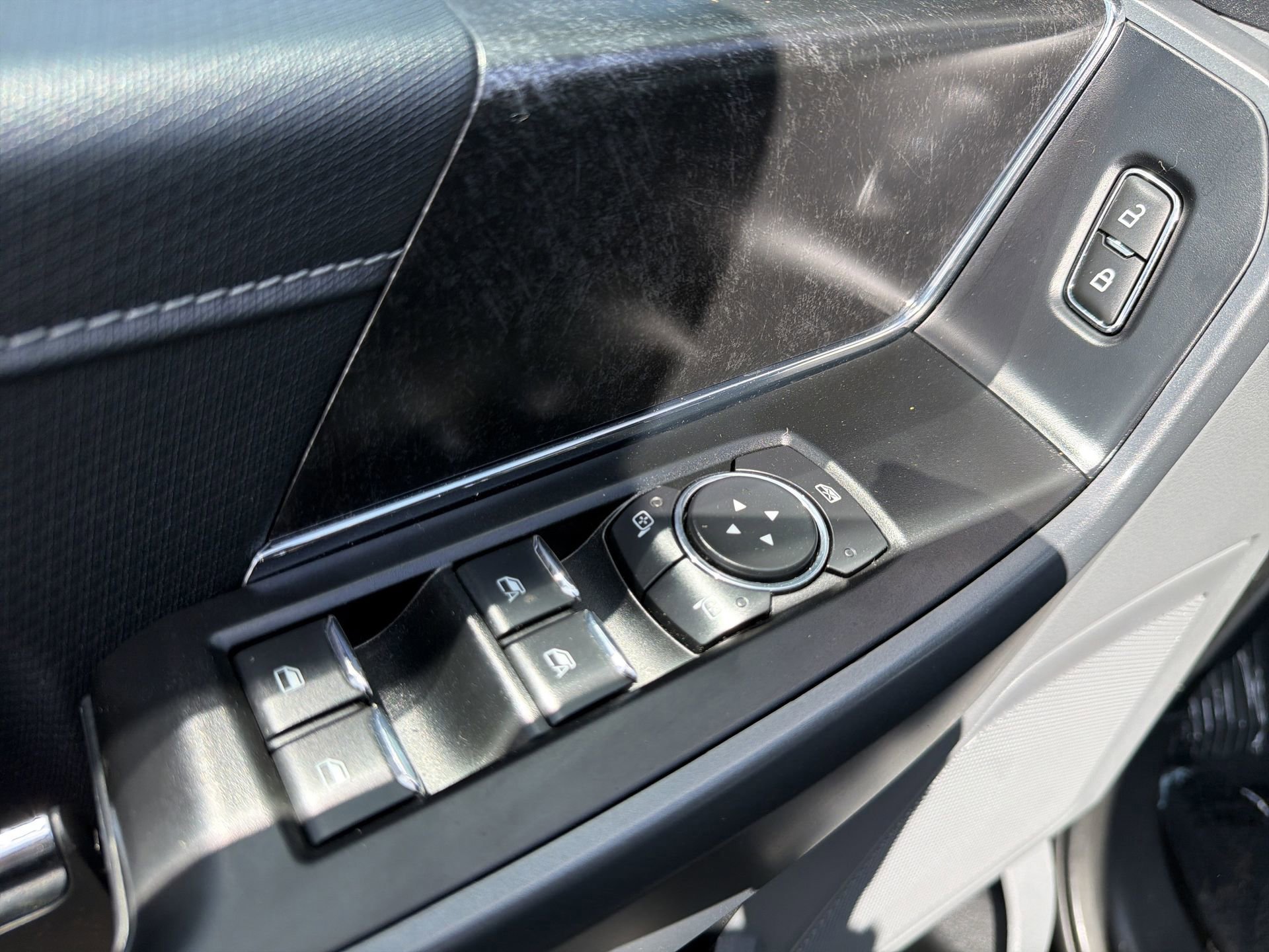 Certified 2022 Ford F150 XLT w/ Equipment Group 302A High image 25