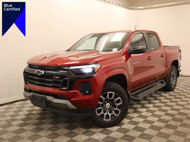 Used 2024 Chevrolet Colorado Z71 w/ Z71 Convenience Package 2