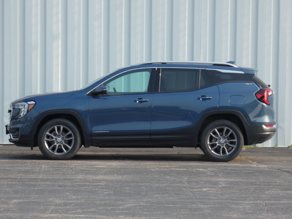 Used 2024 GMC Terrain SLT AWD/4WD image 36
