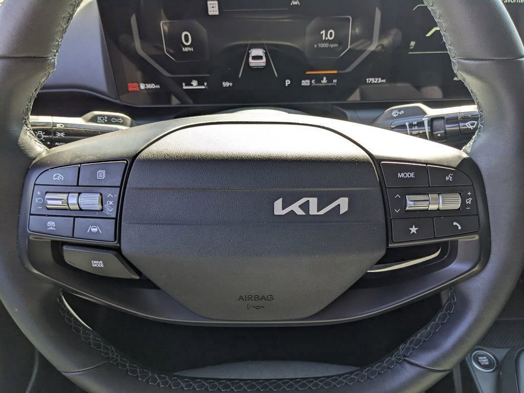 Used 2025 Kia K4 EX FWD image 9