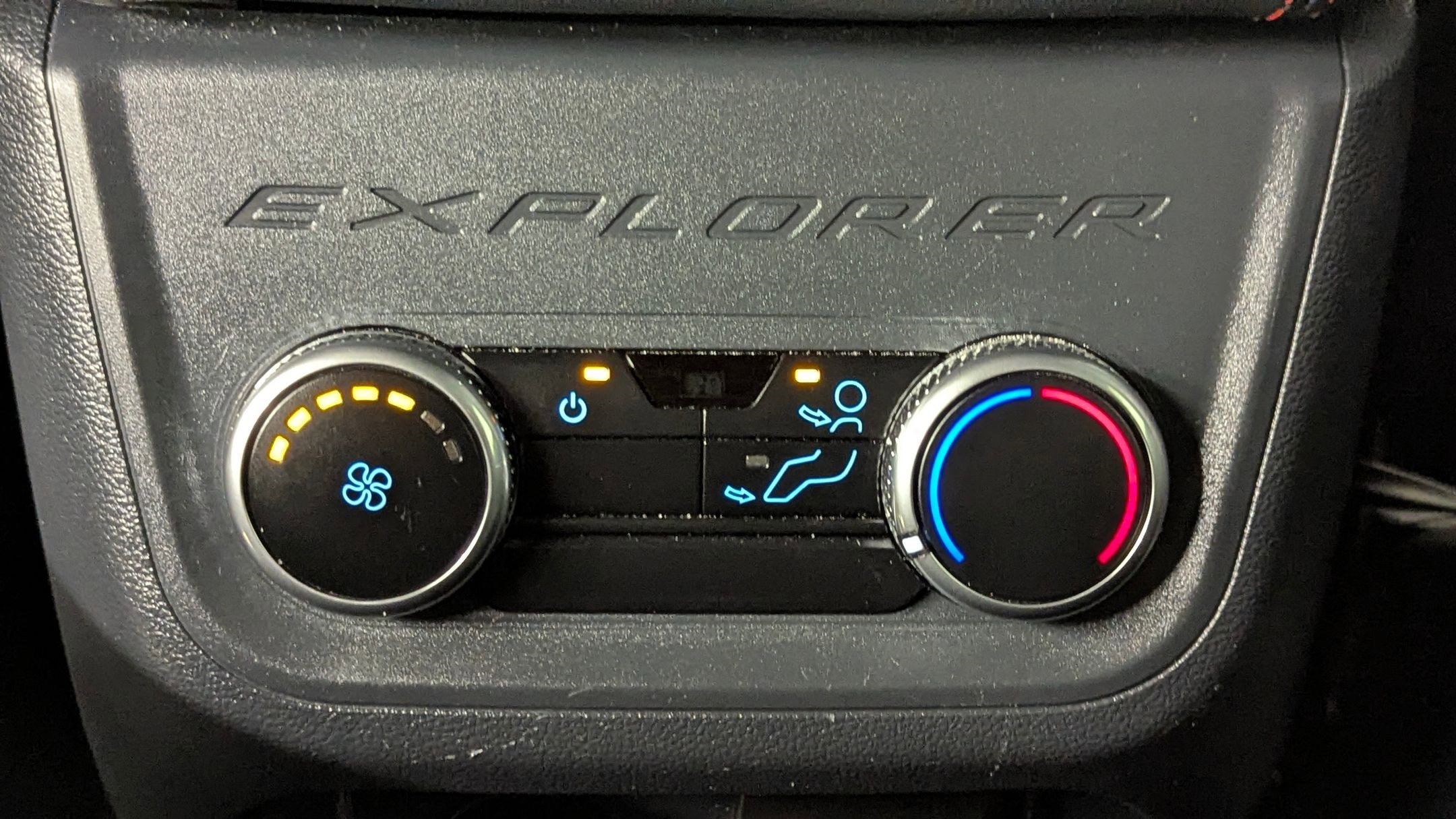 Certified 2025 Ford Explorer ST-Line w/ ST-Line Street Pack image 25